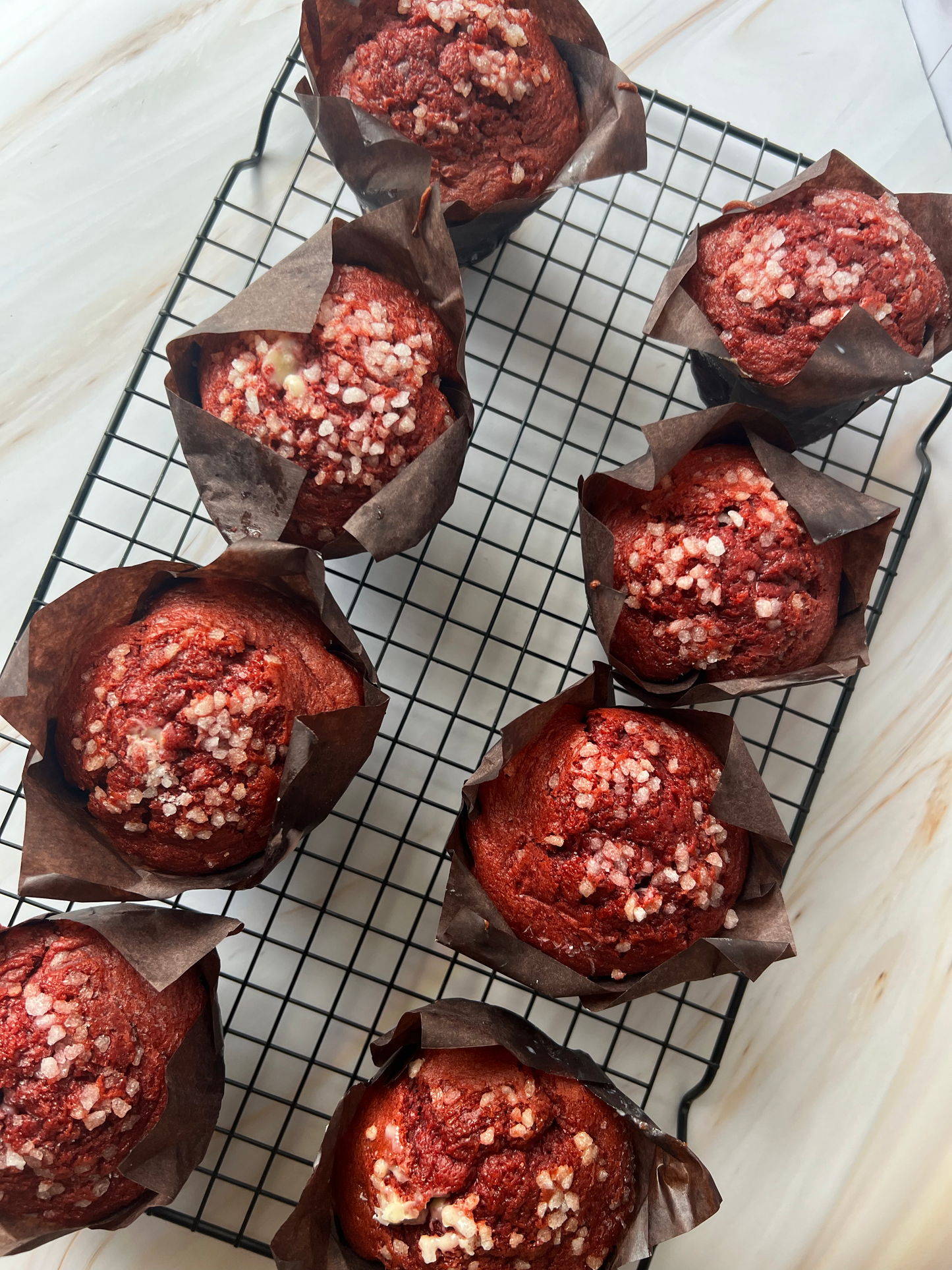 MUFFIN RED VELVET RELLENO QUESO CREMA